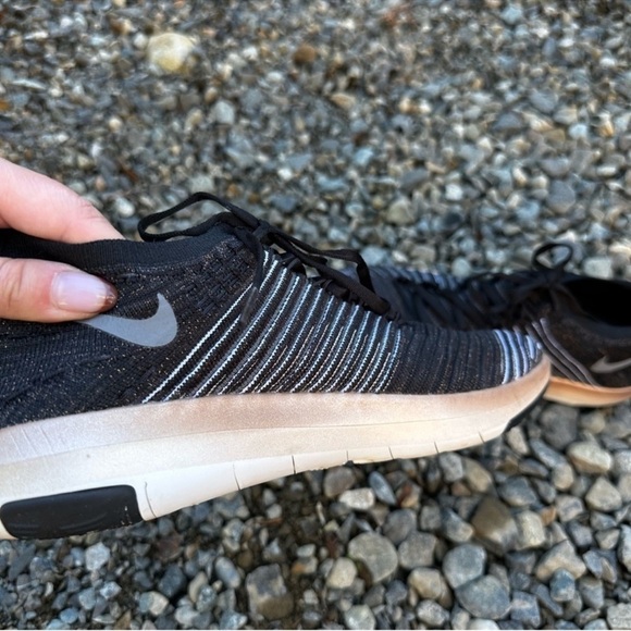 Nike Free Transform Flyknit Running Sneakers Black Gray Lace Up Size 9 Women - Picture 5 of 13